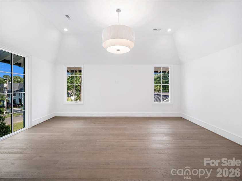 1650 Maryland Avenue, Charlotte, NC 28209.  MLS# CAR4335339, YatesRealty ID 2965. Photograph for representation of build and quality of finishes.