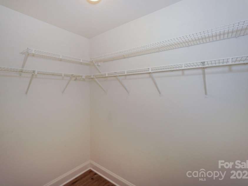 121 High Ridge Road, Mooresville, NC 28117.  MLS# CAR4261127, YatesRealty ID 29650. 