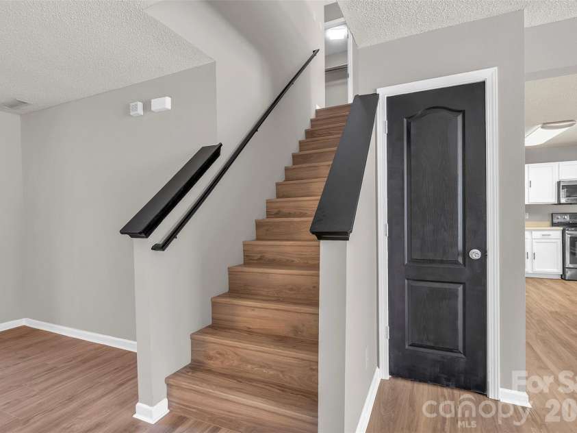 128 Longlea Drive, Clover, SC 29710.  MLS# CAR4369138, YatesRealty ID 29650. 