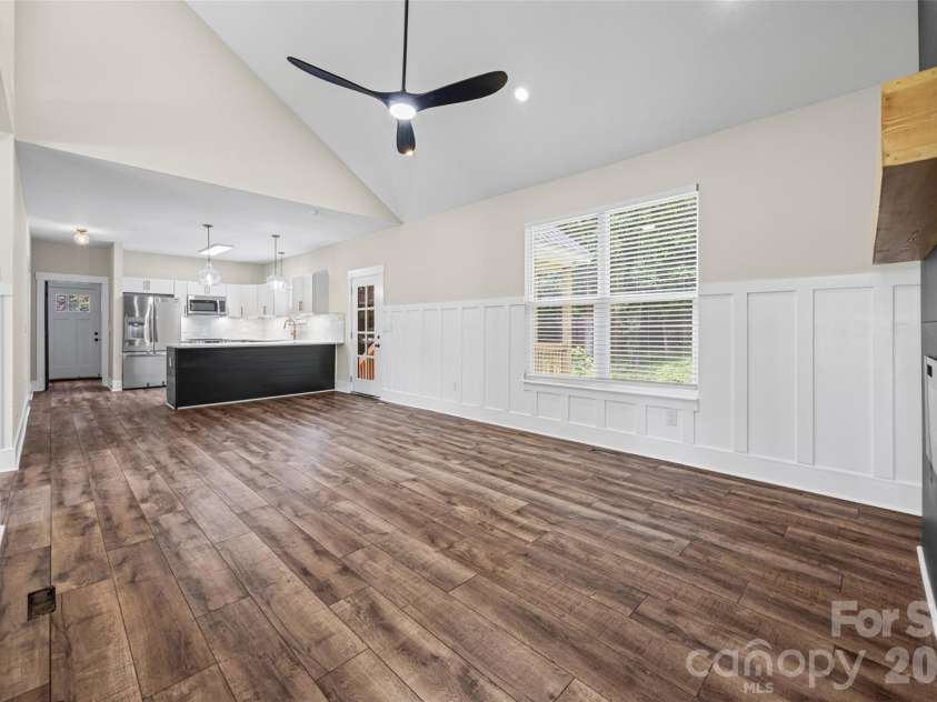 925 Loganberry Lane, York, SC 29745.  MLS# CAR4391387, YatesRealty ID 29653. 
