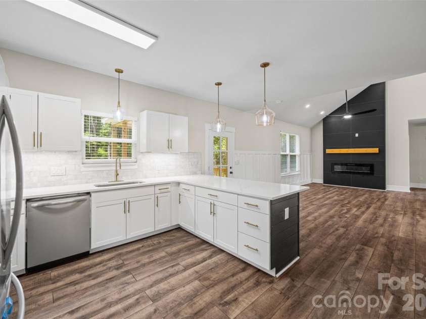 925 Loganberry Lane, York, SC 29745.  MLS# CAR4391387, YatesRealty ID 29653. 