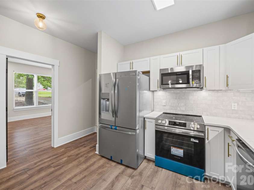 925 Loganberry Lane, York, SC 29745.  MLS# CAR4391387, YatesRealty ID 29653. 