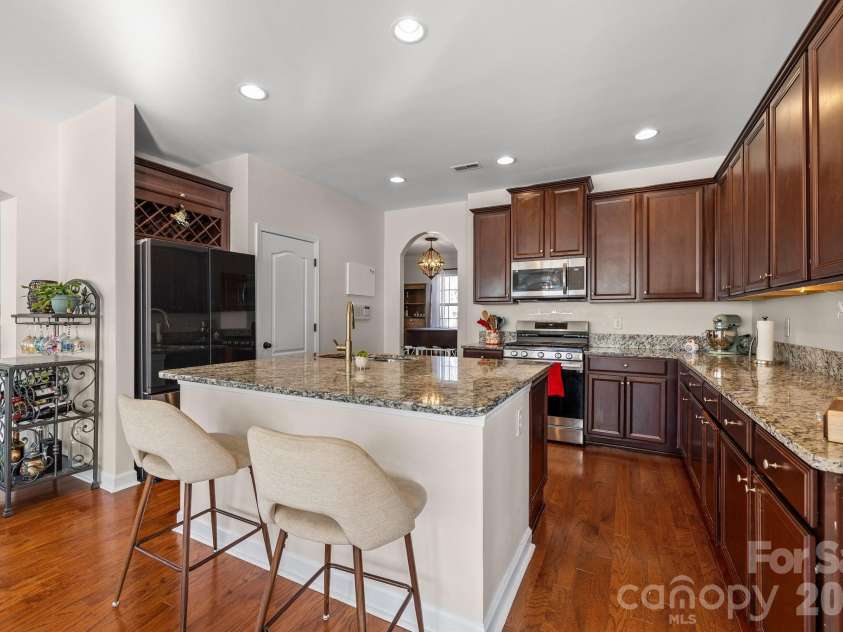 831 Irish Green Drive, Clover, SC 29710.  MLS# CAR4337798, YatesRealty ID 29654. 