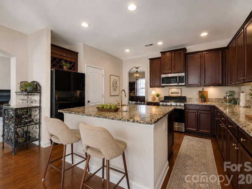 831 Irish Green Drive, Clover, SC 29710.  MLS# CAR4337798, YatesRealty ID 29654. 