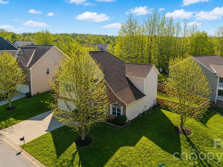 831 Irish Green Drive, Clover, SC 29710.  MLS# CAR4337798, YatesRealty ID 29654. 