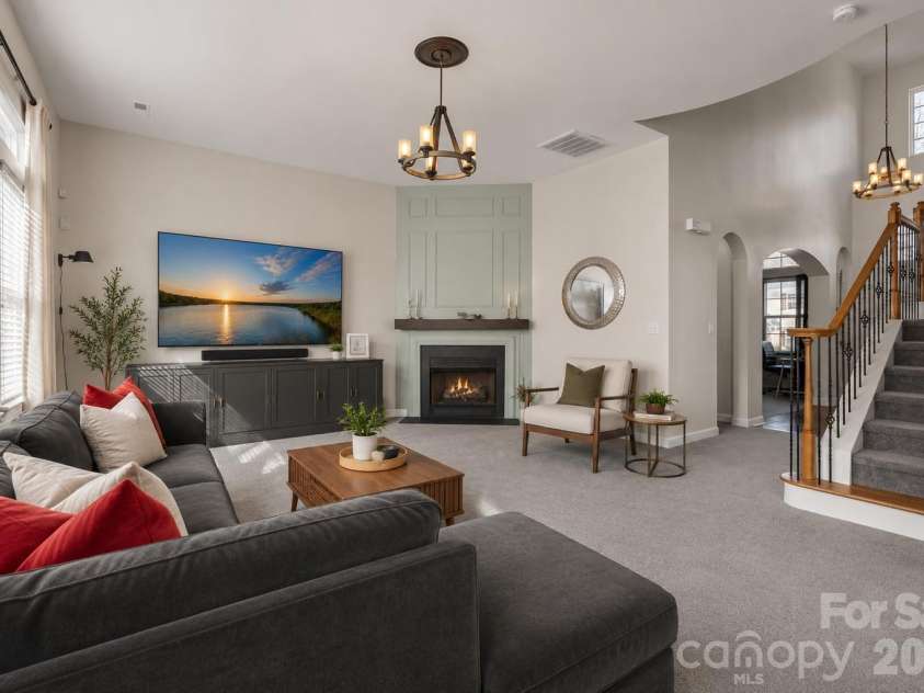 831 Irish Green Drive, Clover, SC 29710.  MLS# CAR4337798, YatesRealty ID 29654. Living Room
