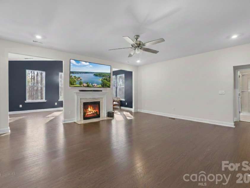 234 Boxelder Road, Clover, SC 29710.  MLS# CAR4342094, YatesRealty ID 29655. Living Room