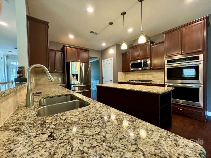 9905 Travertine Trail, Davidson, NC 28036.  MLS# CAR4287687, YatesRealty ID 29655. 