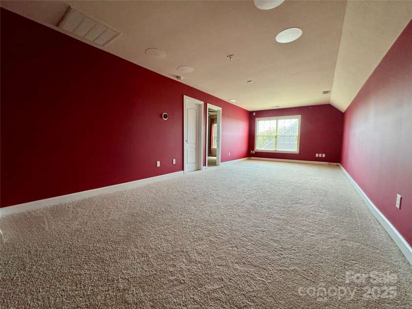 9905 Travertine Trail, Davidson, NC 28036.  MLS# CAR4287687, YatesRealty ID 29655. 