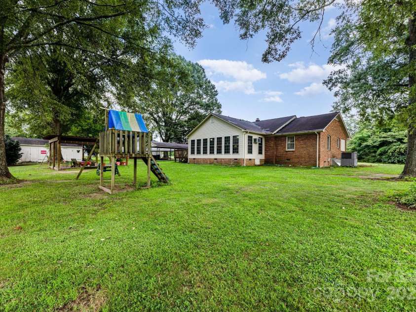 165 Bailey Road, Lancaster, SC 29720.  MLS# CAR4288210, YatesRealty ID 29656. 