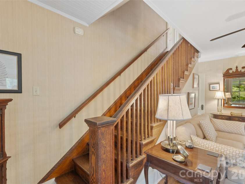 760 5th Street, Highlands, NC 28741.  MLS# CAR4390432, YatesRealty ID 29656. Beautiful Original White Oak Staircase