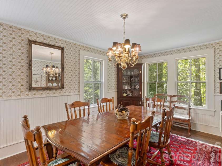 760 5th Street, Highlands, NC 28741.  MLS# CAR4390432, YatesRealty ID 29656. Formal Dining Room