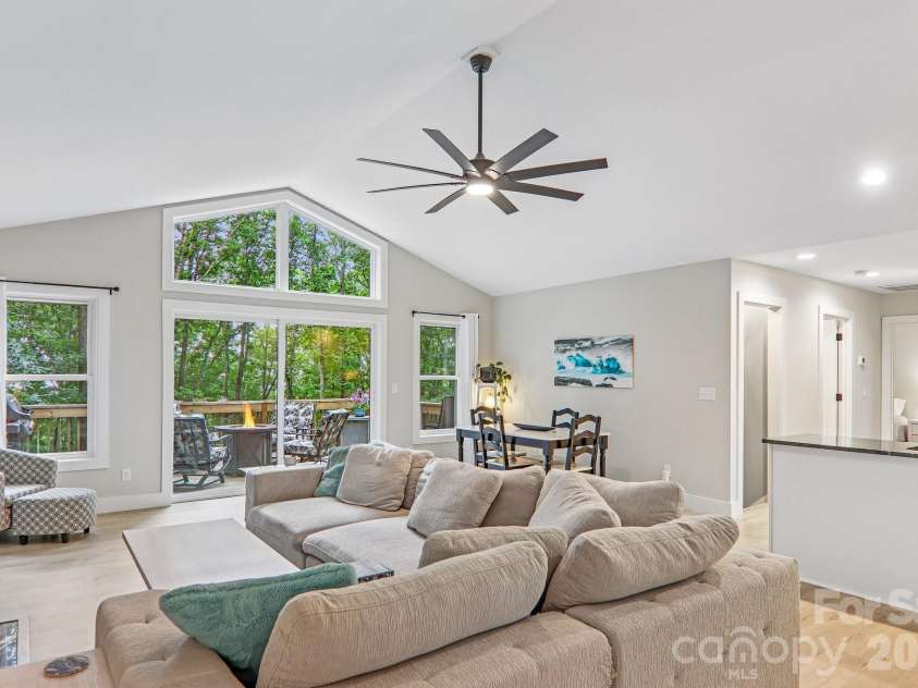 49 Wilderness Trail, Candler, NC 28715.  MLS# CAR4391801, YatesRealty ID 29657. 