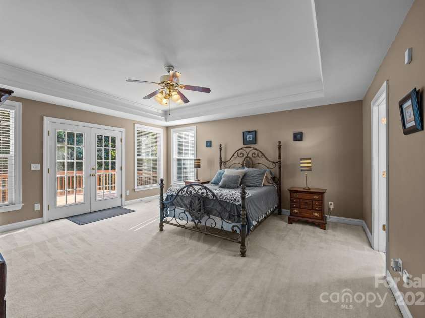 9329 Uxbridge Lane, Huntersville, NC 28078.  MLS# CAR4284794, YatesRealty ID 29657. 