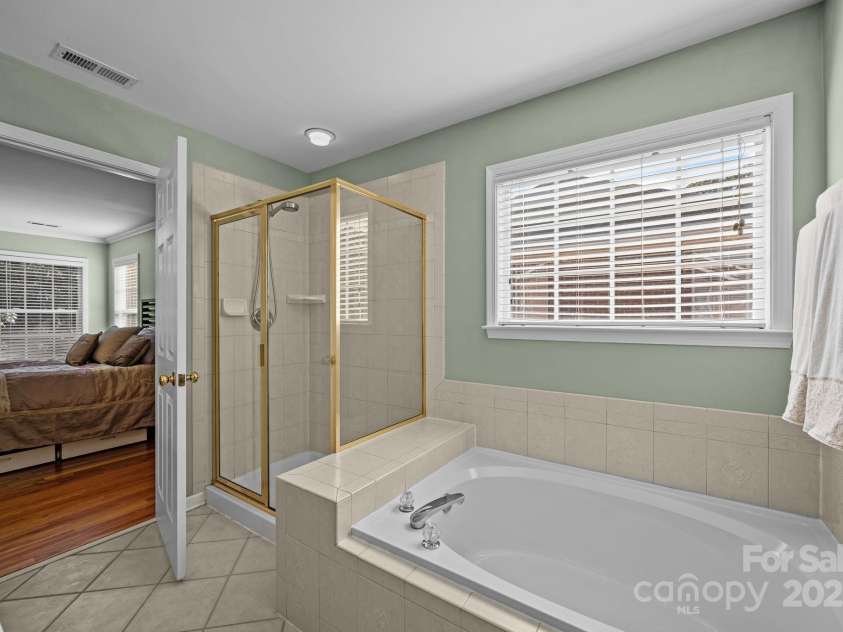 9329 Uxbridge Lane, Huntersville, NC 28078.  MLS# CAR4284794, YatesRealty ID 29657. 