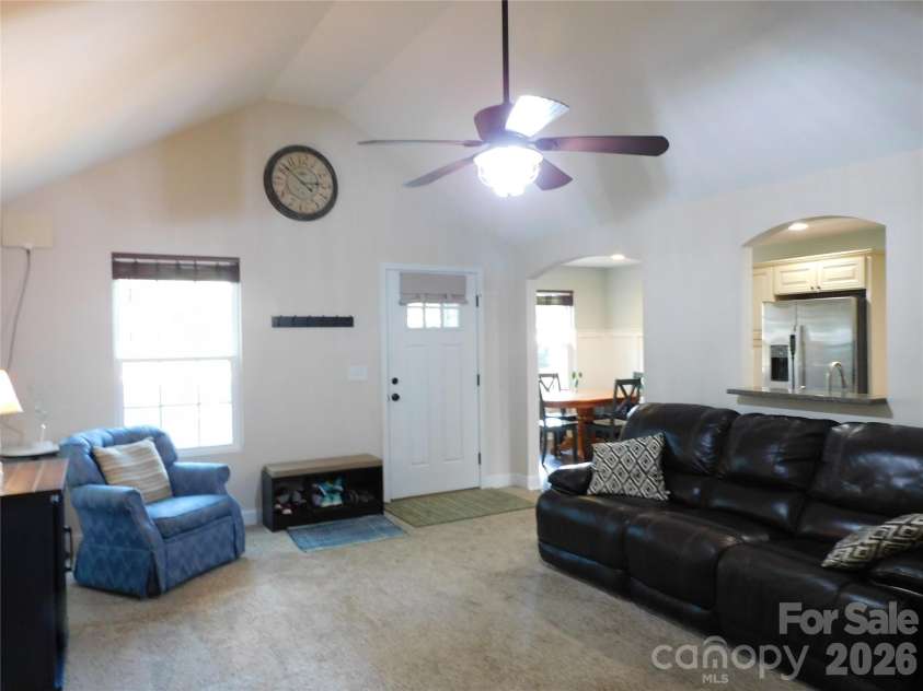 612 Red Hawk Way, Clover, SC 29710.  MLS# CAR4389911, YatesRealty ID 29658. 