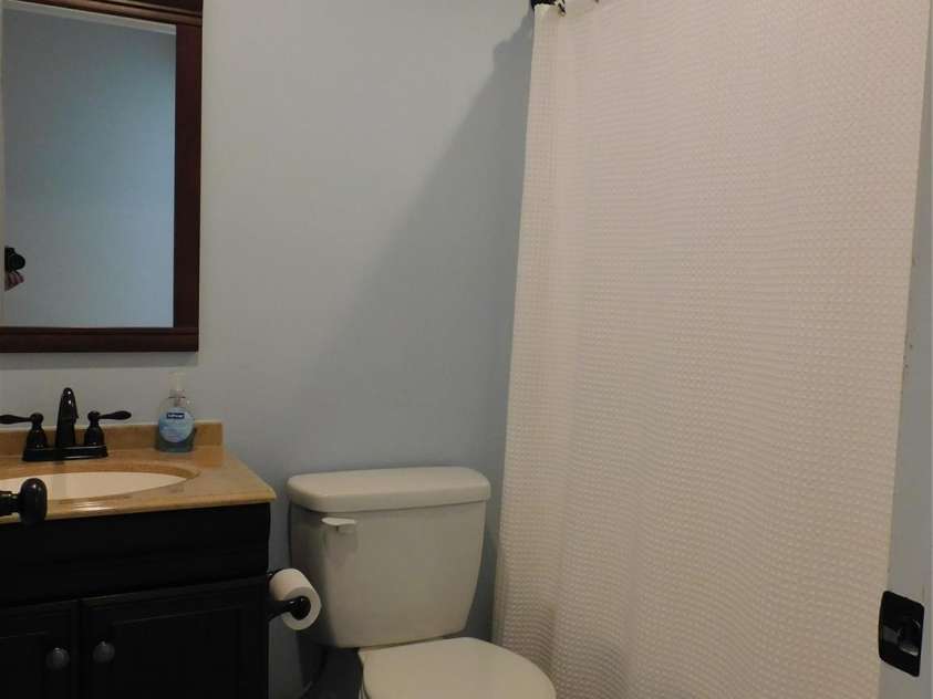 612 Red Hawk Way, Clover, SC 29710.  MLS# CAR4389911, YatesRealty ID 29658. Bathroom 2