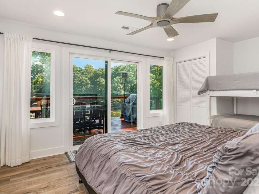 128 Wickford Lane, Mooresville, NC 28117.  MLS# CAR4302925, YatesRealty ID 2966. 