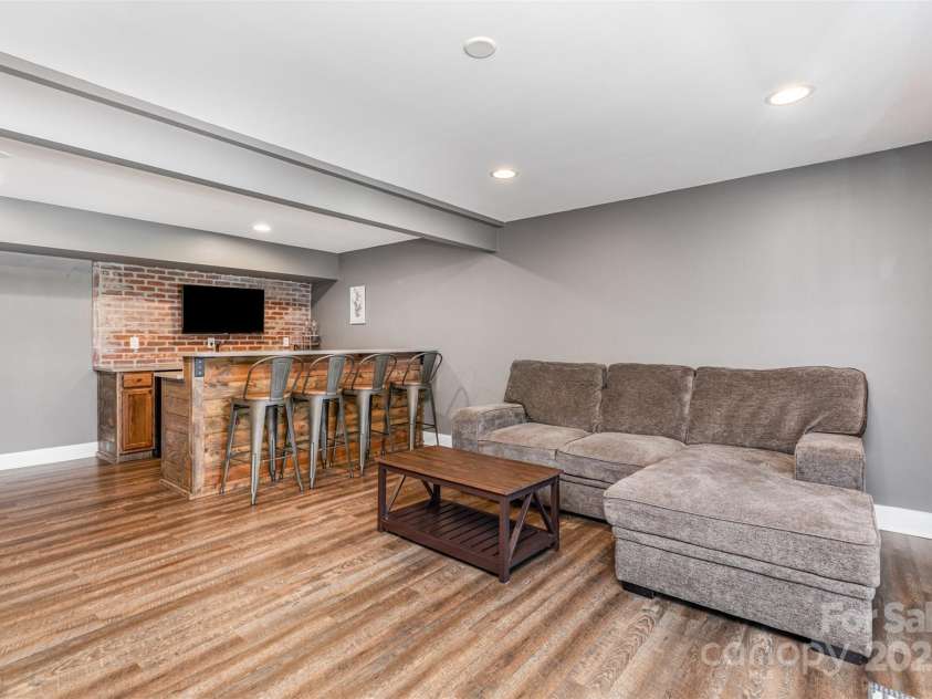 128 Wickford Lane, Mooresville, NC 28117.  MLS# CAR4302925, YatesRealty ID 2966. 