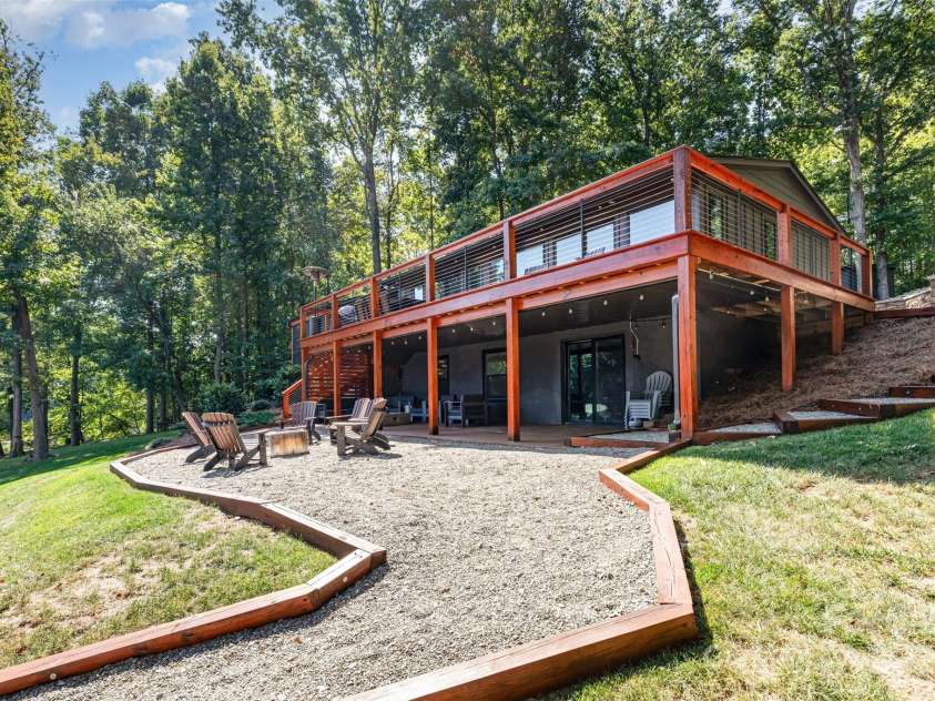 128 Wickford Lane, Mooresville, NC 28117.  MLS# CAR4302925, YatesRealty ID 2966. 