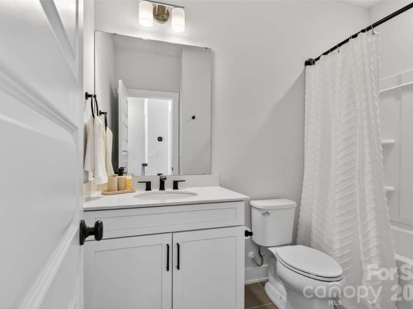 5026 Tiny Lane, Charlotte, NC 28203.  MLS# CAR4349421, YatesRealty ID 2966. 