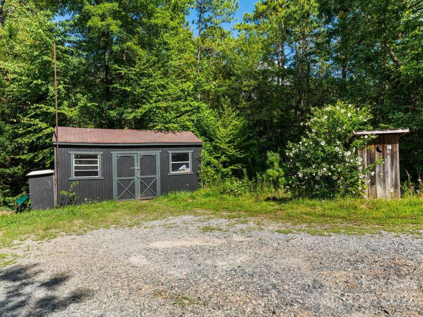 276 Tee Smith Drive, Pisgah Forest, NC 28768.  MLS# CAR4286376, YatesRealty ID 29661. 