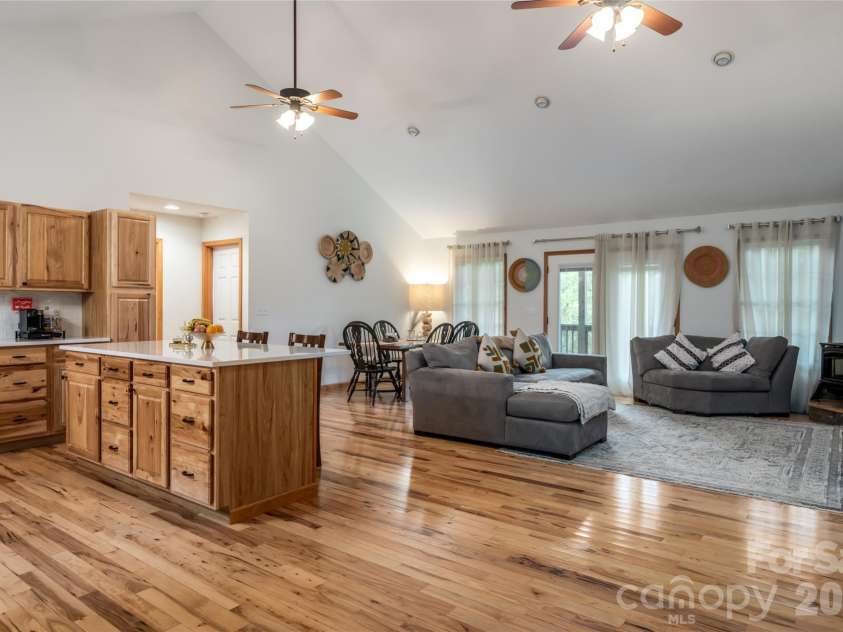 980 River Road, Sylva, NC 28779.  MLS# CAR4389652, YatesRealty ID 29663. 