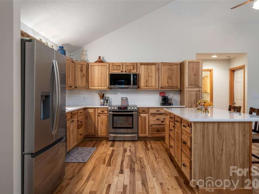 980 River Road, Sylva, NC 28779.  MLS# CAR4389652, YatesRealty ID 29663. 