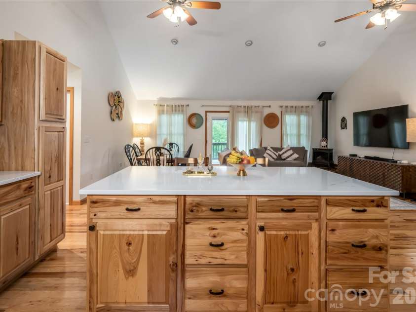 980 River Road, Sylva, NC 28779.  MLS# CAR4389652, YatesRealty ID 29663. 