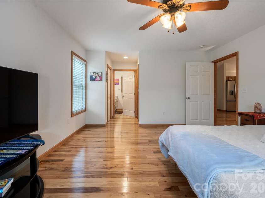 980 River Road, Sylva, NC 28779.  MLS# CAR4389652, YatesRealty ID 29663. 