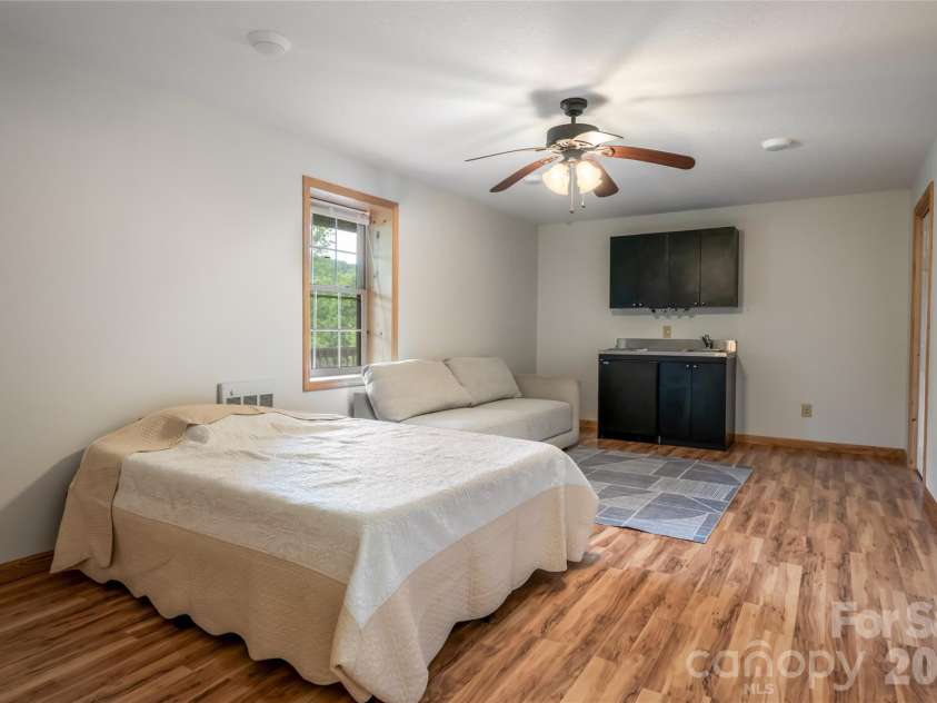 980 River Road, Sylva, NC 28779.  MLS# CAR4389652, YatesRealty ID 29663. 