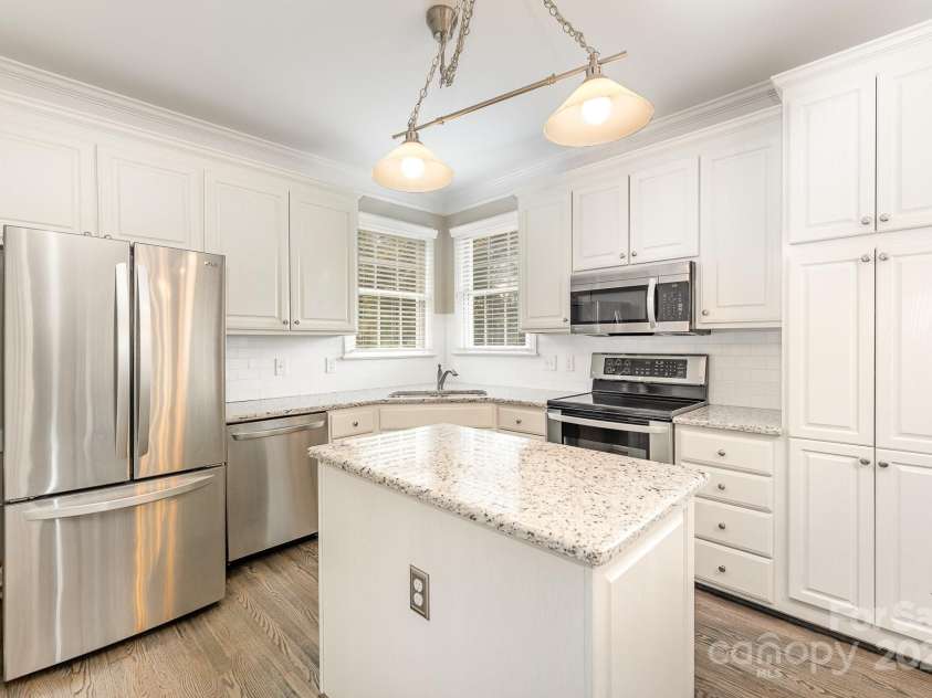 376 Kingsmill Drive, Advance, NC 27006.  MLS# CAR4281877, YatesRealty ID 29664. 