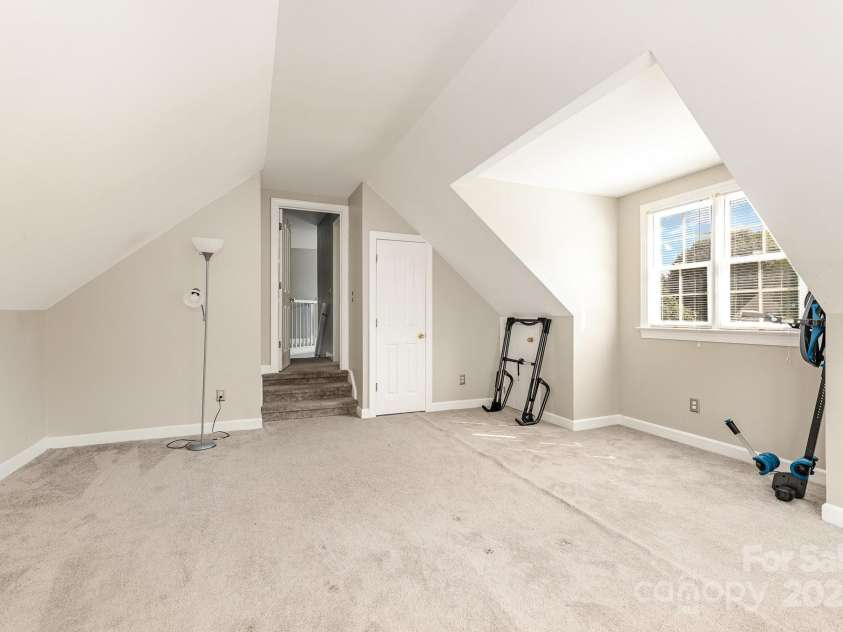 376 Kingsmill Drive, Advance, NC 27006.  MLS# CAR4281877, YatesRealty ID 29664. 