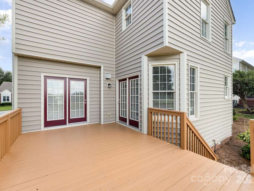 376 Kingsmill Drive, Advance, NC 27006.  MLS# CAR4281877, YatesRealty ID 29664. 