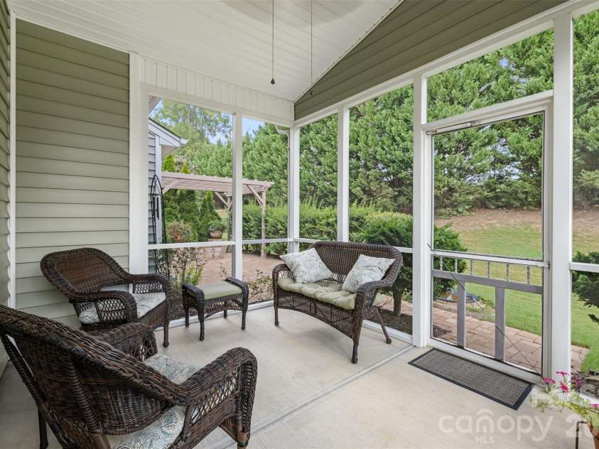 2356 Emma Grace Lane, Rock Hill, SC 29732.  MLS# CAR4391356, YatesRealty ID 29665. 