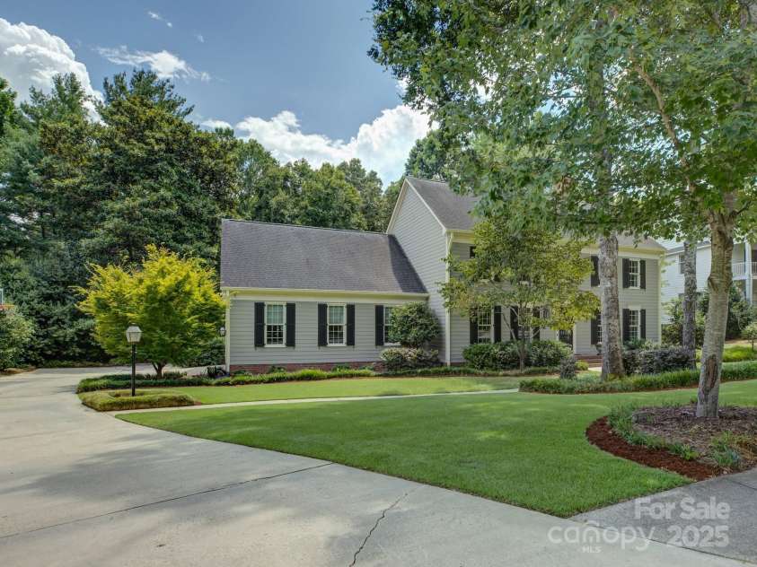 2621 Winding Oak Drive, Charlotte, NC 28270.  MLS# CAR4285798, YatesRealty ID 29666. 