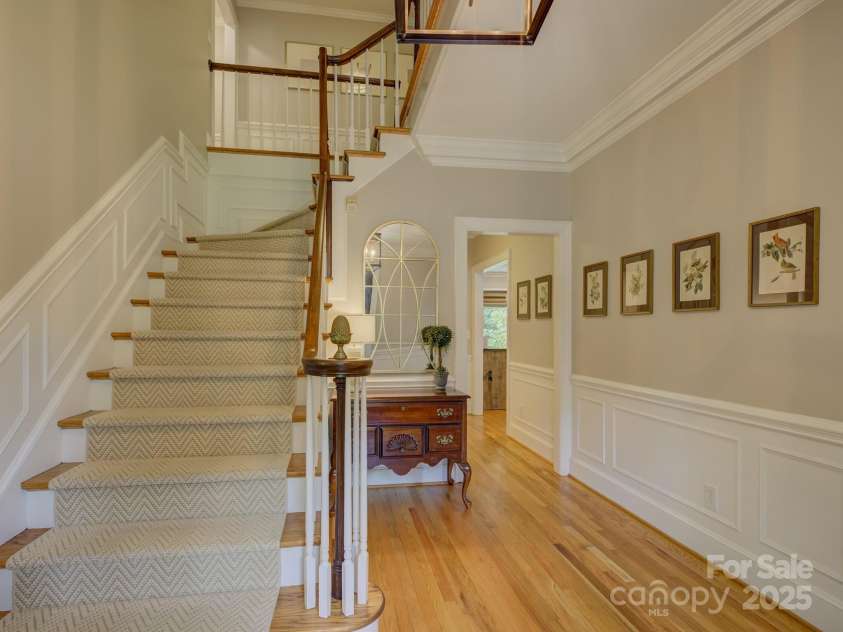 2621 Winding Oak Drive, Charlotte, NC 28270.  MLS# CAR4285798, YatesRealty ID 29666. 