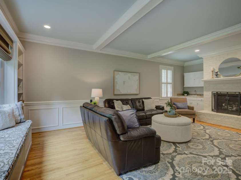 2621 Winding Oak Drive, Charlotte, NC 28270.  MLS# CAR4285798, YatesRealty ID 29666. 