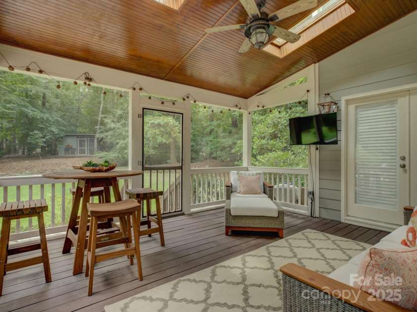 2621 Winding Oak Drive, Charlotte, NC 28270.  MLS# CAR4285798, YatesRealty ID 29666. 