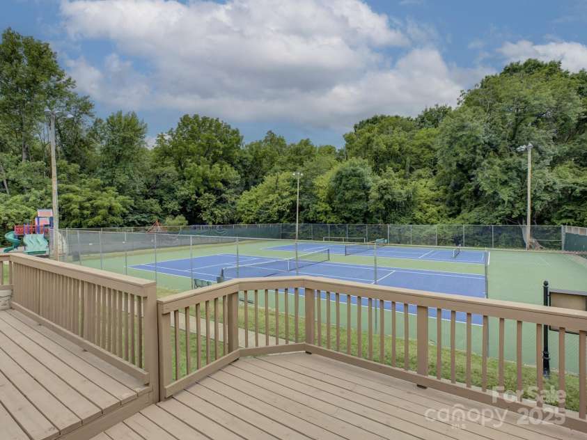 2621 Winding Oak Drive, Charlotte, NC 28270.  MLS# CAR4285798, YatesRealty ID 29666. 