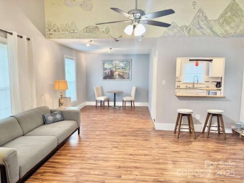 7133 Tall Tree Lane, Charlotte, NC 28214.  MLS# CAR4264939, YatesRealty ID 29668. 