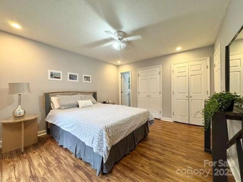 7133 Tall Tree Lane, Charlotte, NC 28214.  MLS# CAR4264939, YatesRealty ID 29668. 