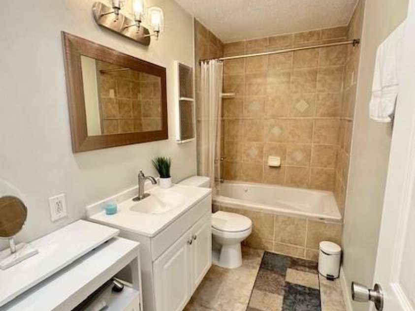 7133 Tall Tree Lane, Charlotte, NC 28214.  MLS# CAR4264939, YatesRealty ID 29668. 