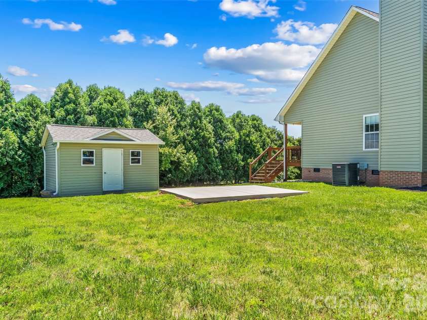 2103 Olde Pond Court, Hudson, NC 28638.  MLS# CAR4386020, YatesRealty ID 29669. 