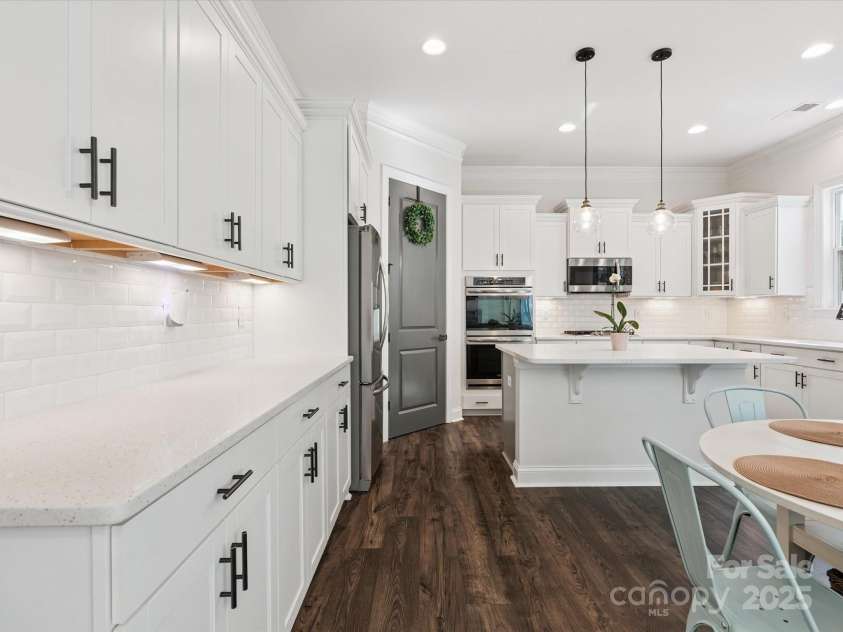 6005 Petersburg Drive, Waxhaw, NC 28173.  MLS# CAR4287220, YatesRealty ID 29669. 