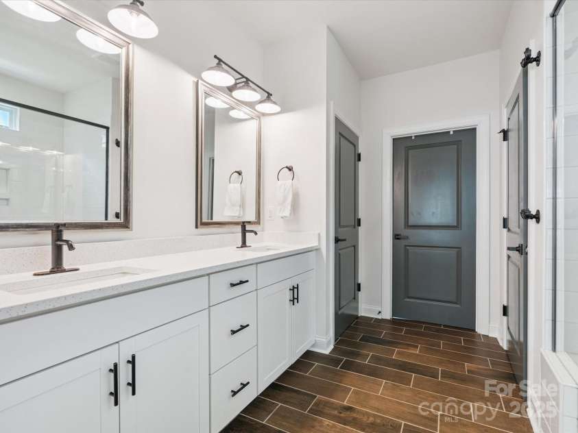 6005 Petersburg Drive, Waxhaw, NC 28173.  MLS# CAR4287220, YatesRealty ID 29669. 