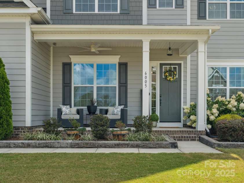 6005 Petersburg Drive, Waxhaw, NC 28173.  MLS# CAR4287220, YatesRealty ID 29669. 