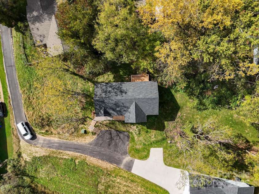 12 Holcombe Road, Candler, NC 28715.  MLS# CAR4245519, YatesRealty ID 2967. 