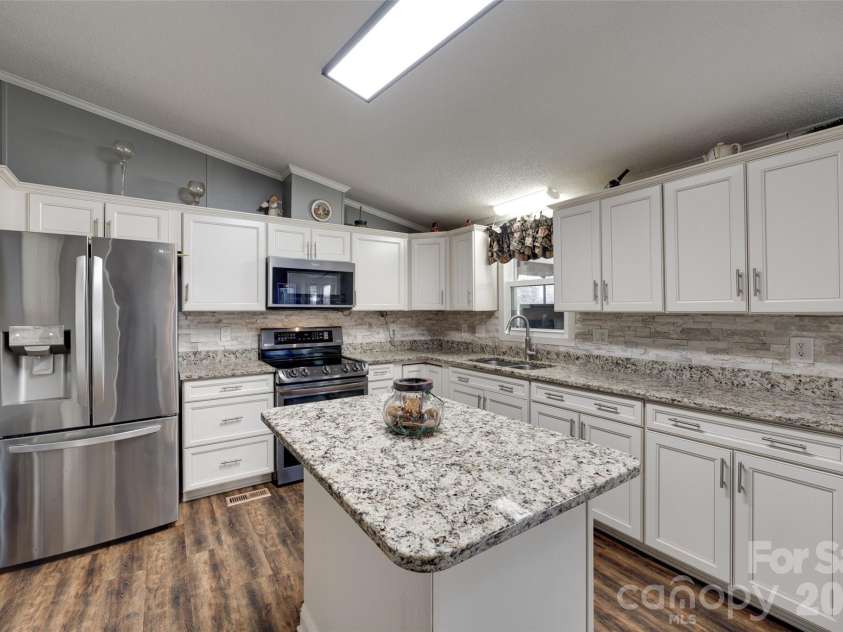 126 Catawba Winds Drive, Belmont, NC 28012.  MLS# CAR4325832, YatesRealty ID 2967. 