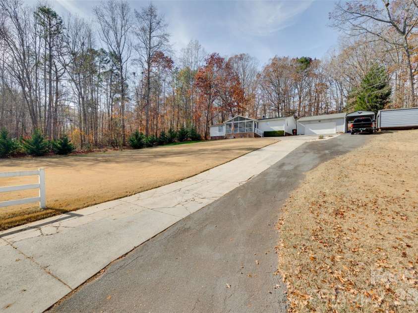 126 Catawba Winds Drive, Belmont, NC 28012.  MLS# CAR4325832, YatesRealty ID 2967. 
